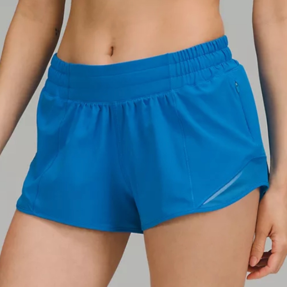 Hotty Hot Low-Rise Lined Short 2.5" Sz 8
